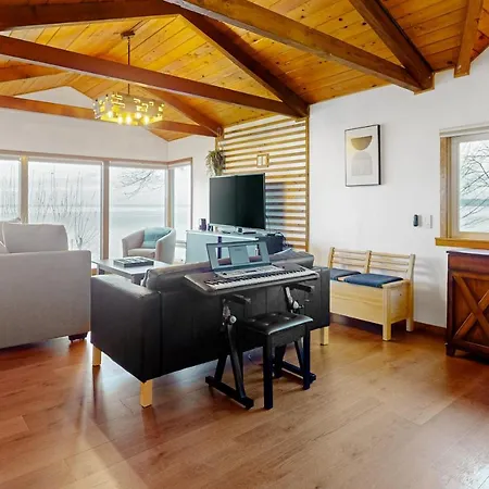 Villa Semiahmoo Bay Splendor